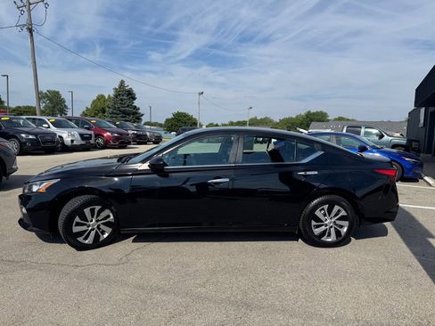Used 2020 Nissan Altima 2.5 S FWD image 4