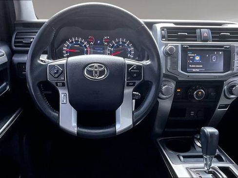 Used 2016 Toyota 4Runner 4WD image 8