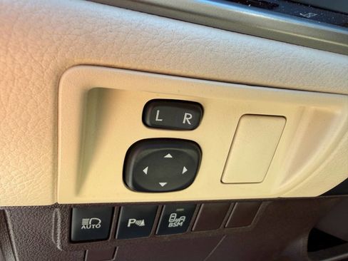 Used 2016 Lexus ES 350 image 41