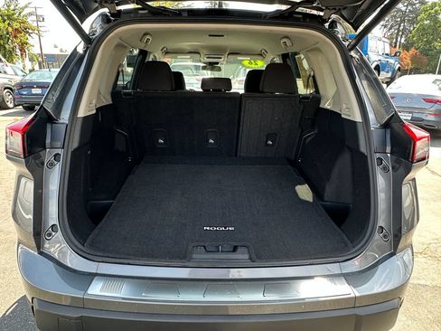 Used 2026 Nissan Rogue SV FWD image 20