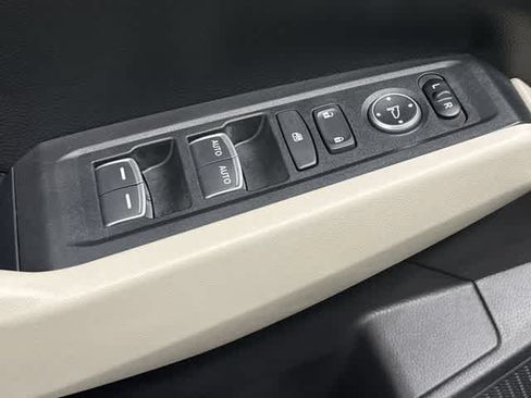 Used 2024 Honda Accord LX image 19