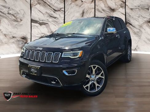 Used 2021 Jeep Grand Cherokee Overland AWD/4WD image 2