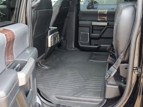 Used 2016 Ford F150 Platinum w/ Equipment Group 701A Luxury image 29