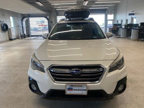 Used 2018 Subaru Outback 2.5i Limited AWD/4WD image 2