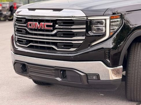 Used 2025 GMC Sierra 1500 SLT RWD image 6