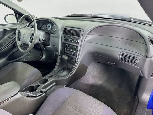 Used 2004 Ford Mustang Coupe RWD image 25