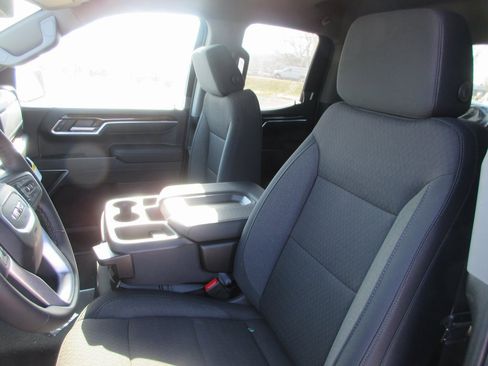 New 2026 GMC Sierra 1500 Elevation image 14