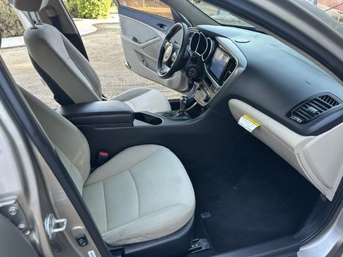 Used 2015 Kia Optima LX FWD image 25