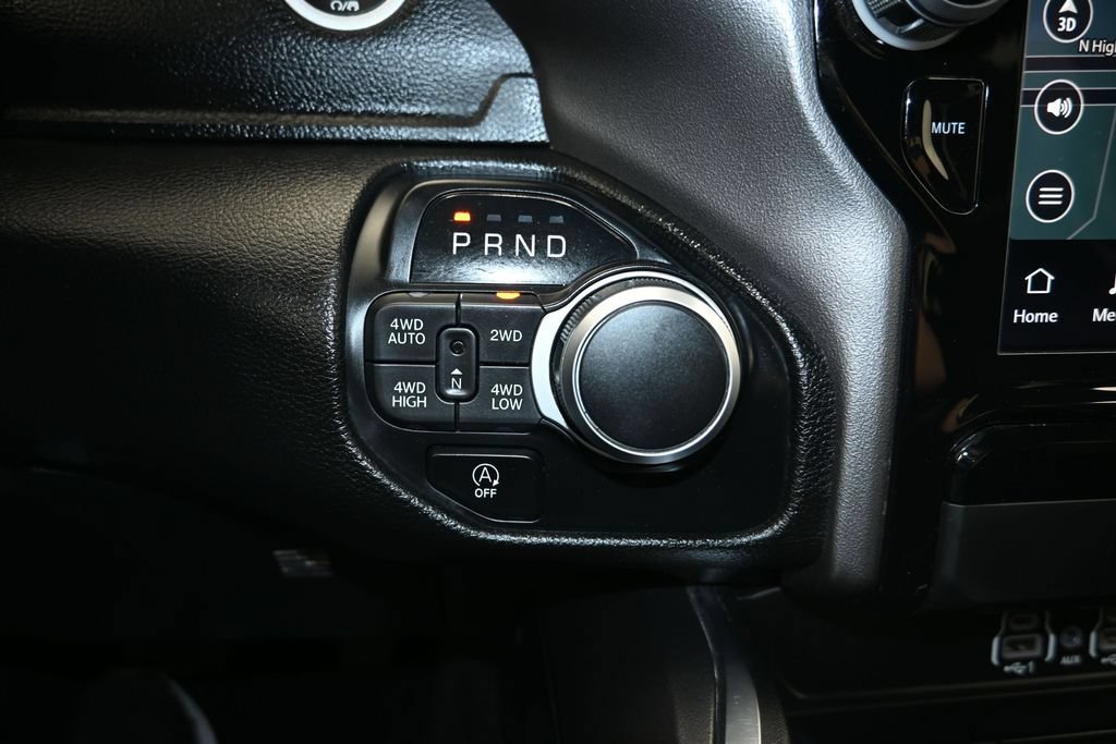 Used 2025 RAM 1500 Big Horn AWD/4WD image 18