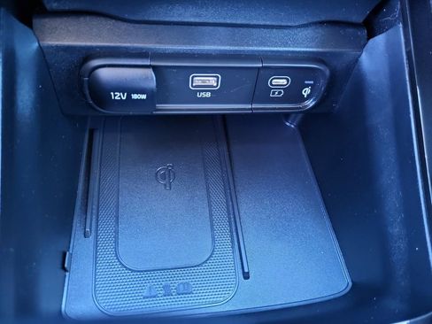 Used 2025 Kia Telluride S image 27