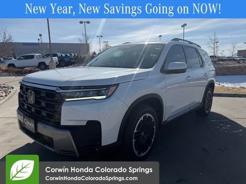 New 2026 Honda Pilot Touring image 4