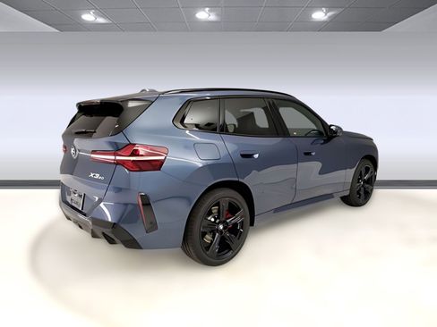 Used 2025 BMW X3 xDrive30i w/ M Sport Package image 6