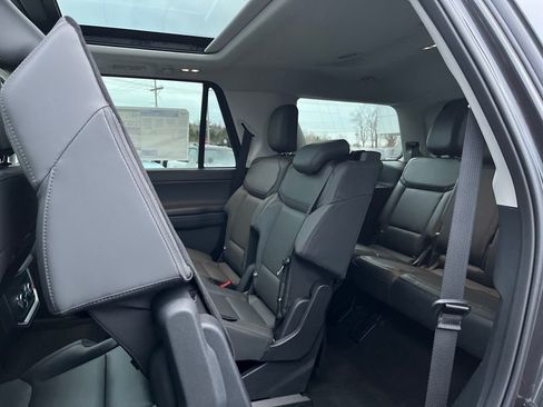 New 2026 Ford Expedition Active image 40