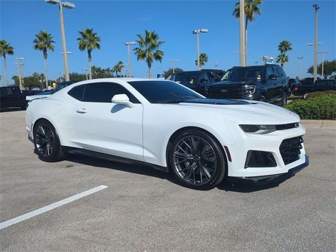 Used 2023 Chevrolet Camaro ZL1 image 2