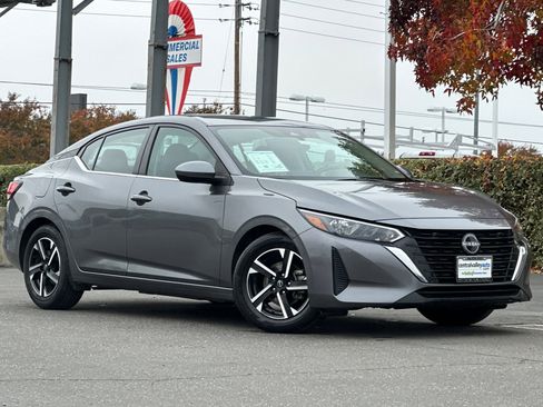 Certified 2024 Nissan Sentra SV image 2
