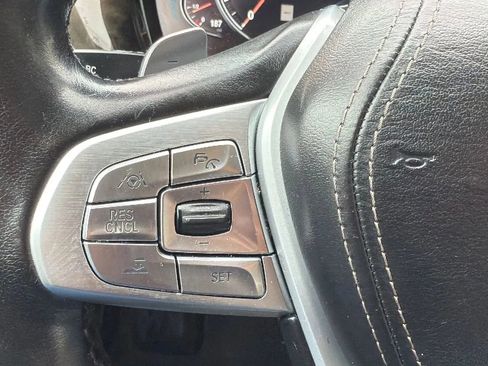 Used 2016 BMW 750i xDrive image 10