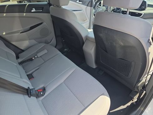 Used 2019 Hyundai Tucson SE FWD image 12