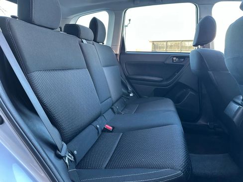 Used 2018 Subaru Forester 2.5i Premium image 14