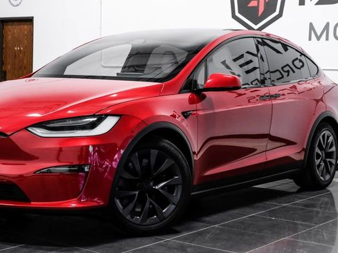 Used 2023 Tesla Model X image 12