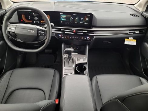 New 2026 Kia Sportage EX FWD image 13