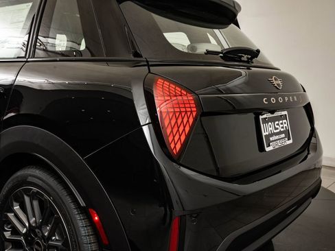 New 2026 MINI Cooper S FWD image 18