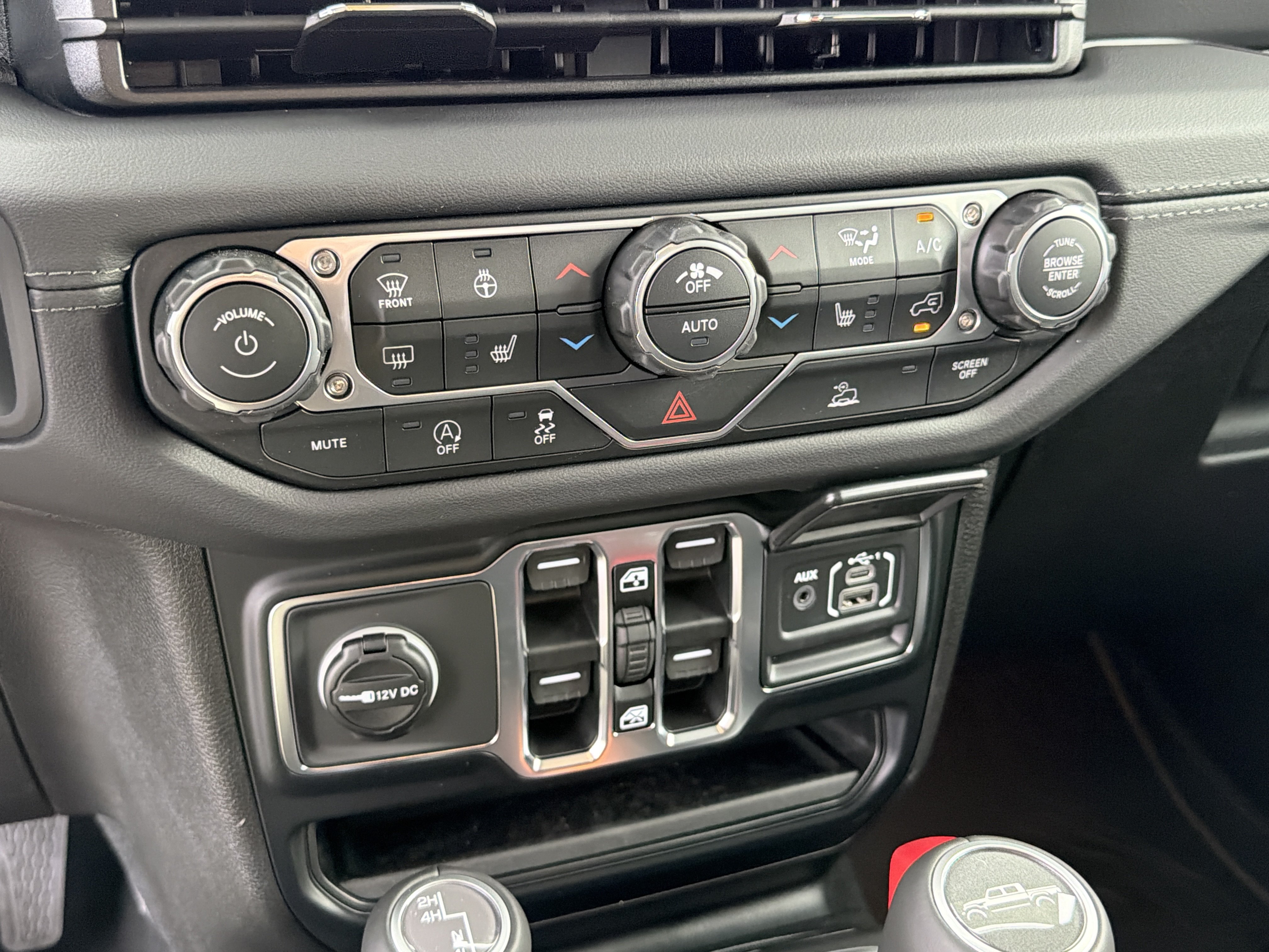 New 2026 Jeep Gladiator Sport AWD/4WD image 28