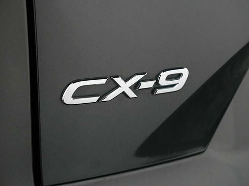 Used 2016 MAZDA CX-9 Touring FWD image 11