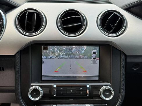 Used 2017 Ford Mustang GT Premium RWD image 32