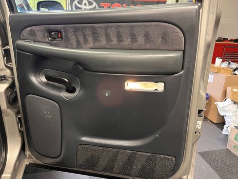 Used 2002 Chevrolet Silverado 2500 LS w/ Electrical Convenience Pkg image 23