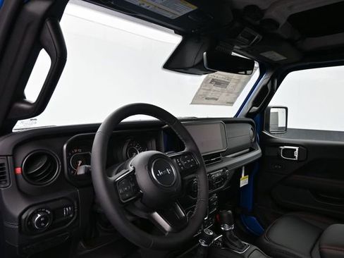 New 2026 Jeep Gladiator Rubicon image 12