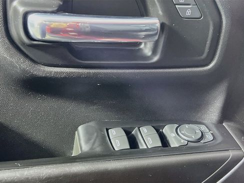 Used 2022 Chevrolet Silverado 1500 Custom w/ Safety Confidence Package RWD image 16