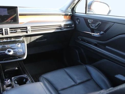 Used 2021 Lincoln Corsair Reserve w/ Equipment Group 201A image 30