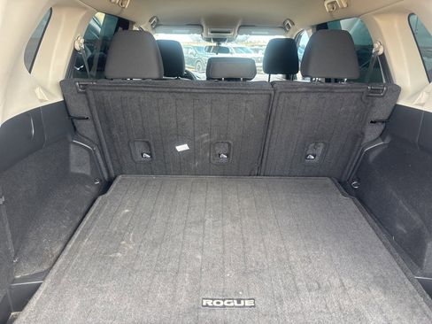 Certified 2023 Nissan Rogue S image 31