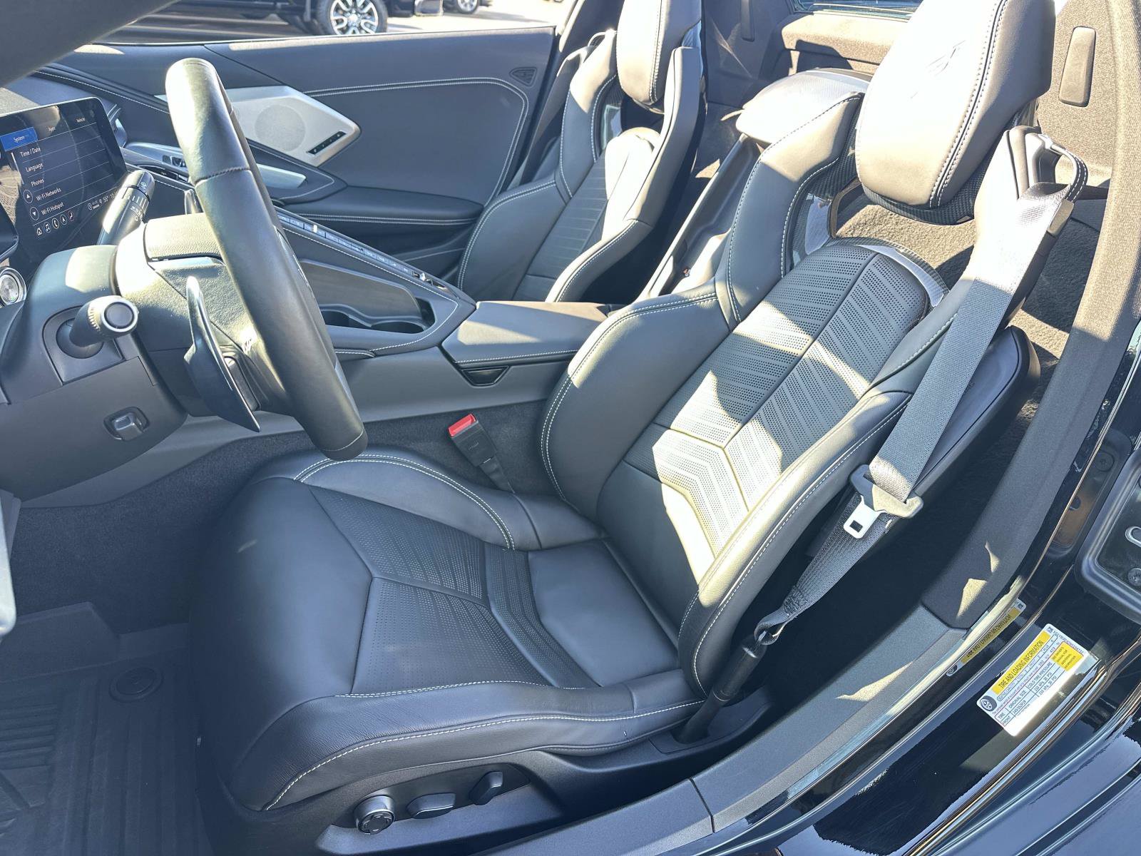 Certified 2022 Chevrolet Corvette Stingray Preferred Conv RWD image 17