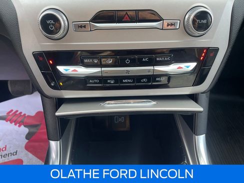 Used 2023 Ford Explorer XLT w/ Equipment Group 202A image 13