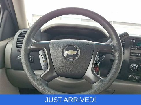 Used 2009 Chevrolet Silverado 1500 W/T AWD/4WD image 11