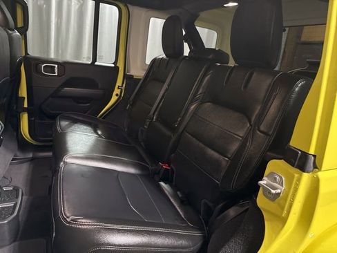 Used 2023 Jeep Wrangler Unlimited Sahara w/ Cold Weather Group image 23