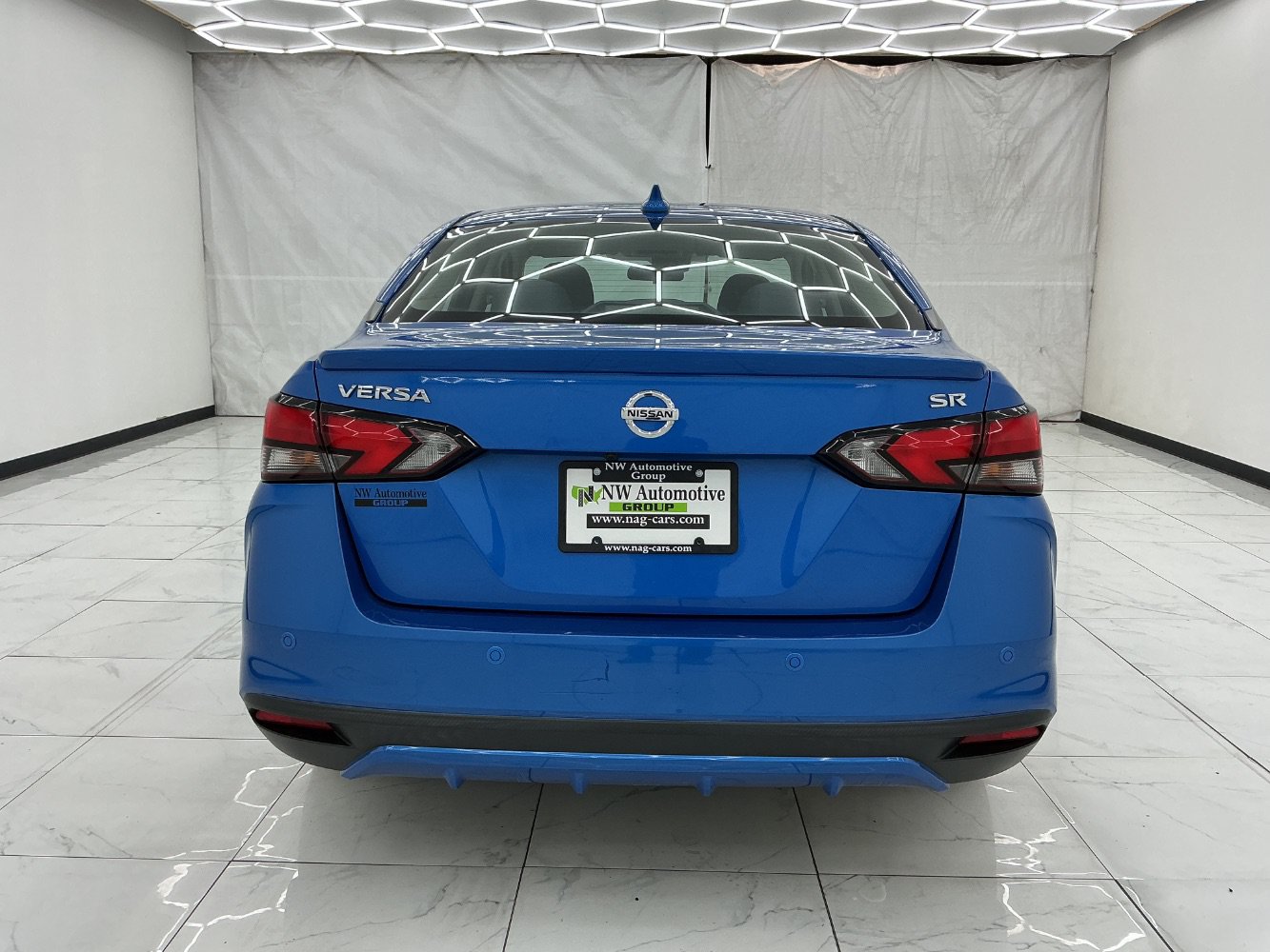 Used 2020 Nissan Versa SR w/ Convenience Package FWD image 10