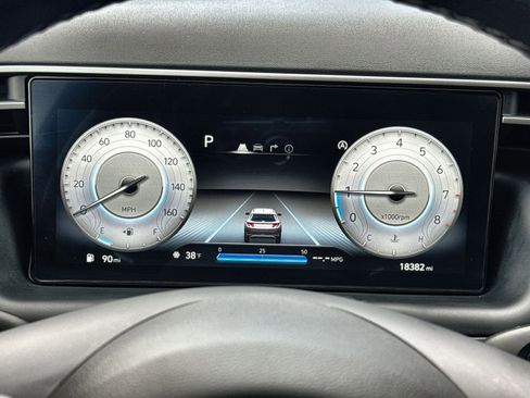 Certified 2023 Hyundai Tucson Limited image 17