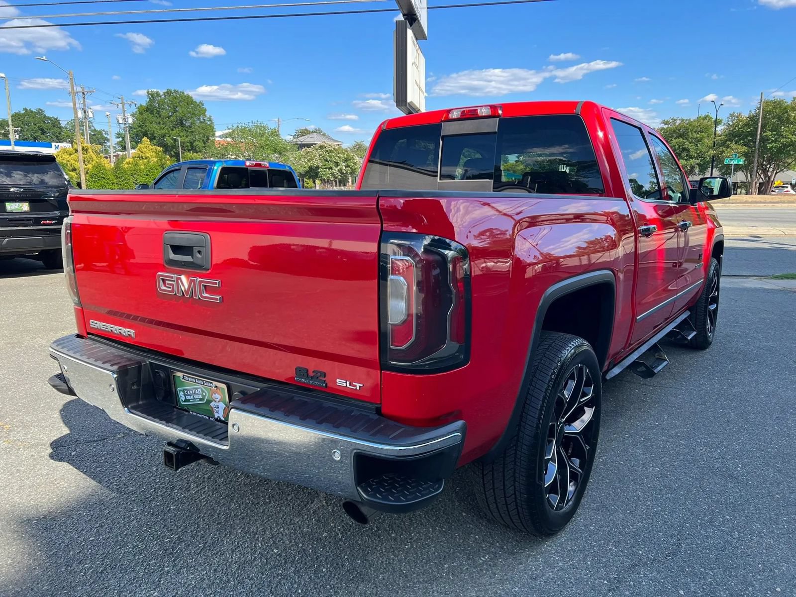 Used 2017 GMC Sierra 1500 SLT AWD/4WD image 5