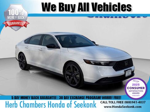 Used 2024 Honda Accord Sport image 1