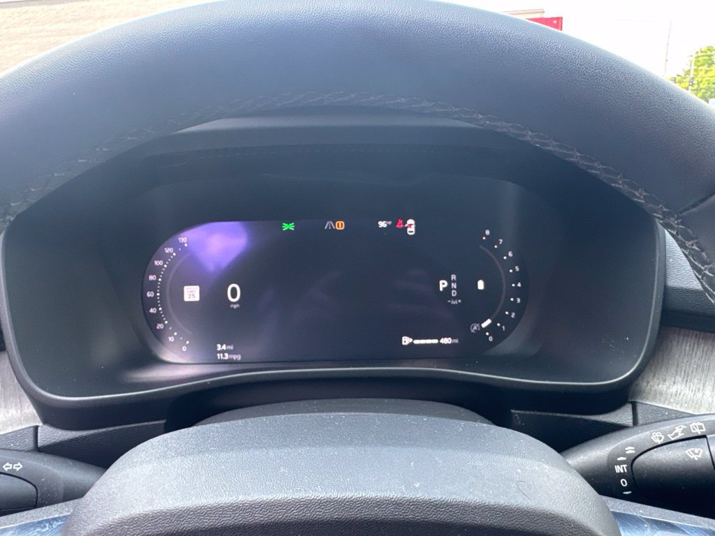 Used 2023 Volvo XC40 B5 Plus AWD/4WD image 41