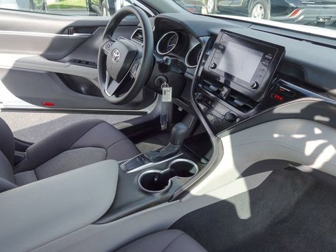 Used 2023 Toyota Camry LE image 14