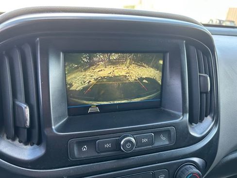 Used 2019 Chevrolet Colorado W/T w/ WT Convenience Package image 17