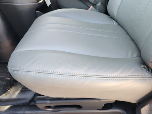 New 2025 Chevrolet Express 2500 w/ Driver Convenience Package image 25