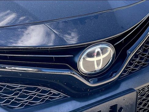 Used 2020 Toyota Camry SE image 34