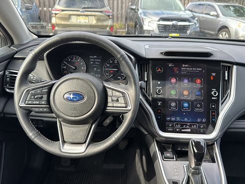 Used 2025 Subaru Outback Limited image 19