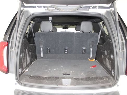 Used 2021 GMC Yukon XL SLT RWD image 14
