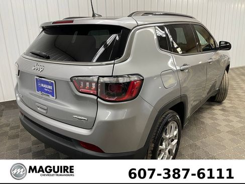 Used 2022 Jeep Compass Latitude AWD/4WD image 4