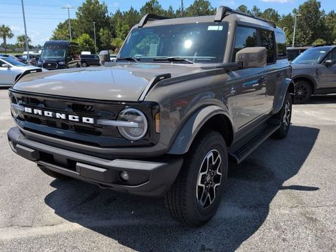 New 2026 Ford Bronco Outer Banks AWD/4WD image 8